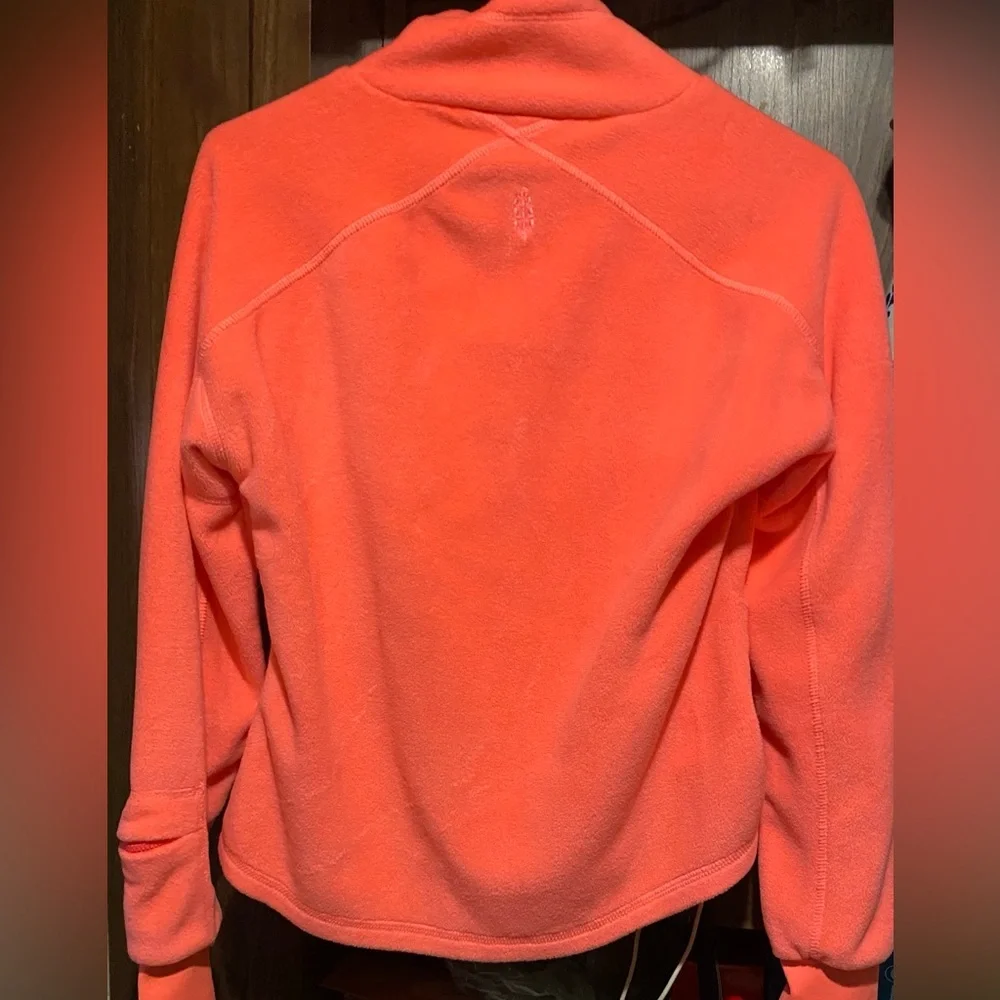 FREE PEOPLE movement great heights Fleece half zip pullover thumb holes M
